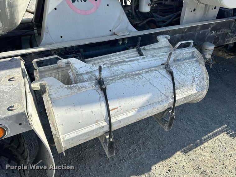 image for item DL4394 2006 Volvo VHD ready mix truck