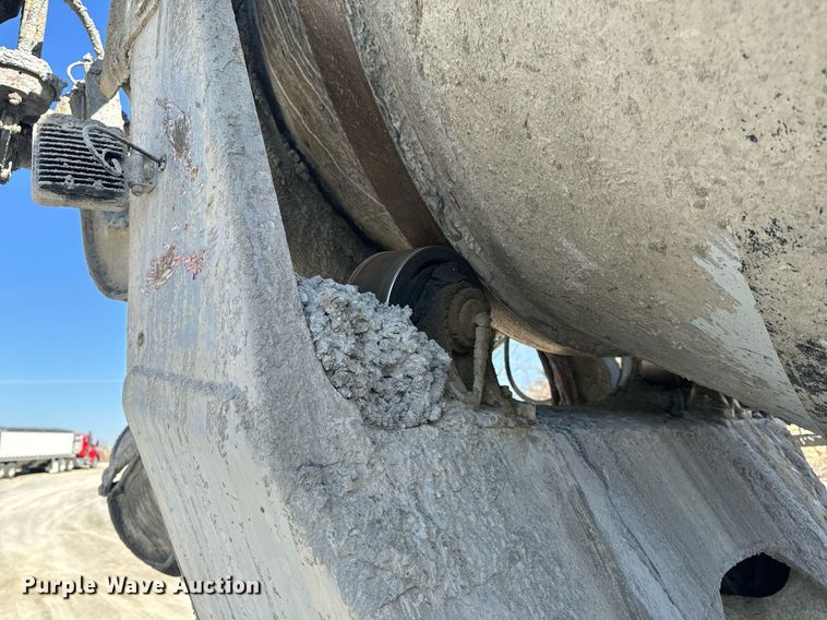 image for item DL4394 2006 Volvo VHD ready mix truck