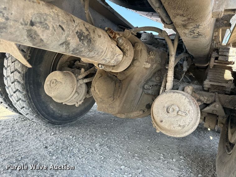 image for item DL4394 2006 Volvo VHD ready mix truck