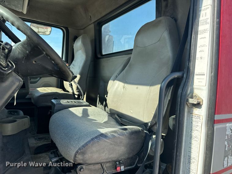 image for item DL4394 2006 Volvo VHD ready mix truck