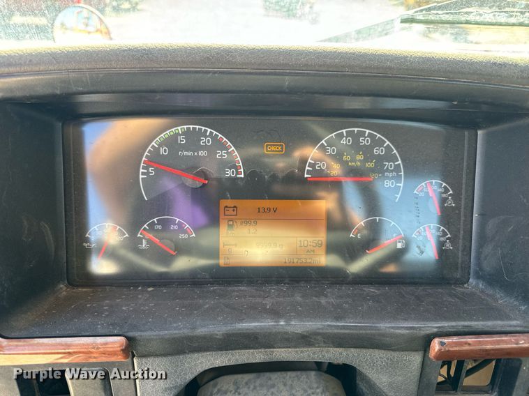 image for item DL4394 2006 Volvo VHD ready mix truck