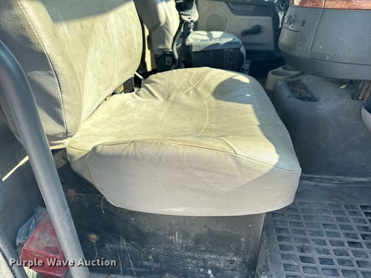 image for item DL4394 2006 Volvo VHD ready mix truck