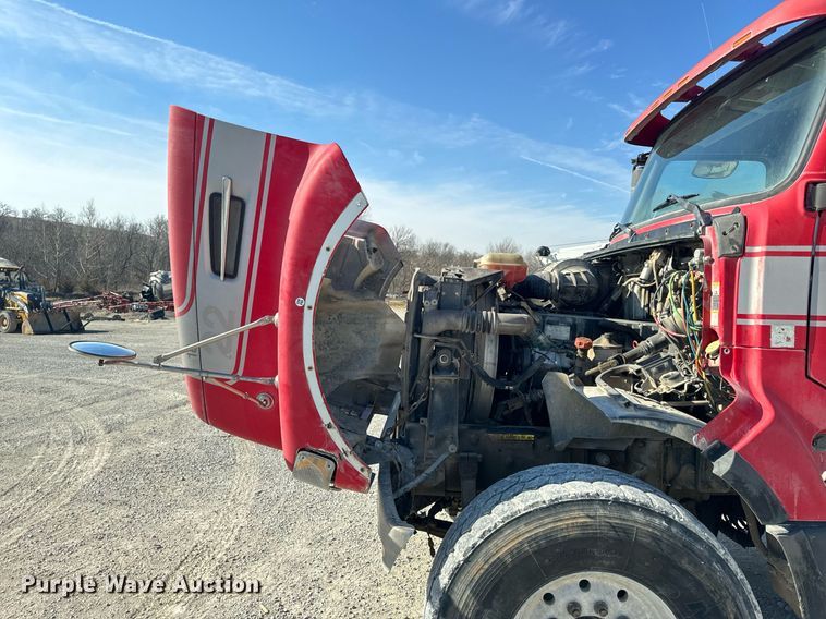 image for item DL4394 2006 Volvo VHD ready mix truck