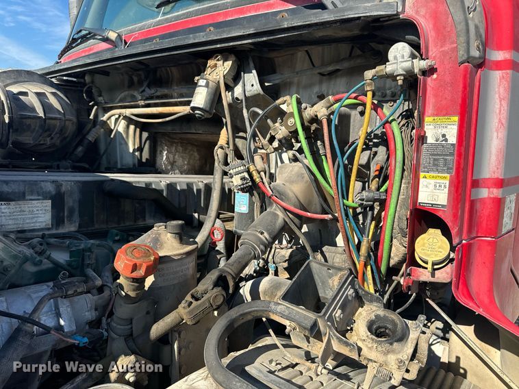 image for item DL4394 2006 Volvo VHD ready mix truck