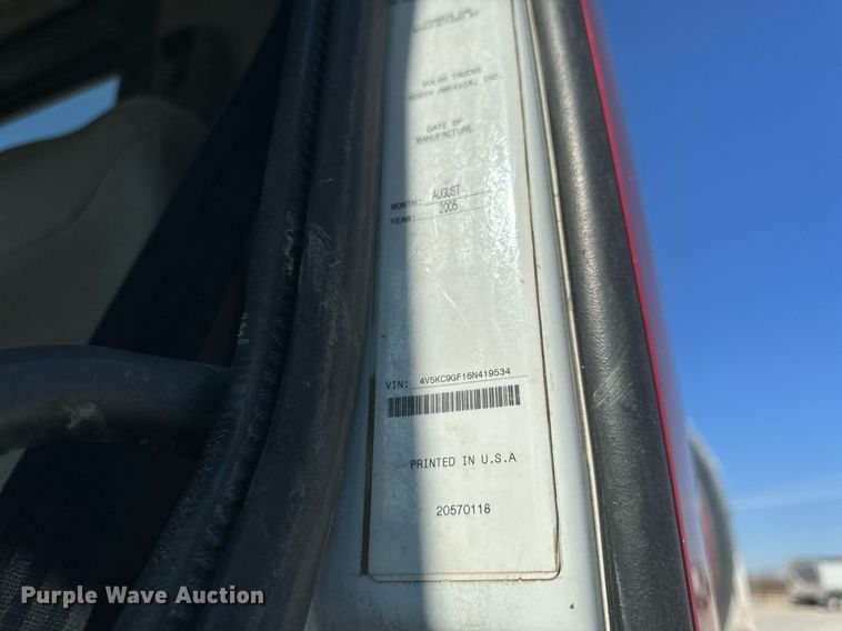 image for item DL4394 2006 Volvo VHD ready mix truck