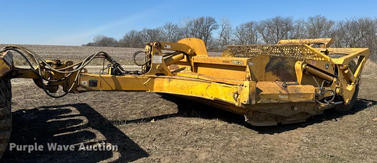 image for item DL4395 2005 John Deere 1812C scraper