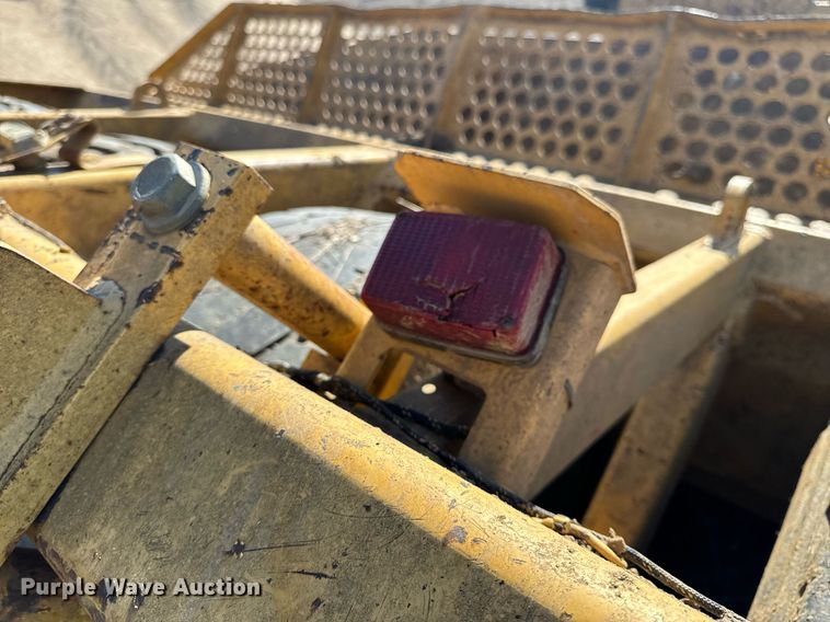 image for item DL4395 2005 John Deere 1812C scraper