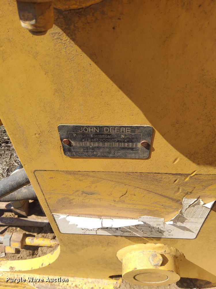 image for item DL4396 2005 John Deere 1812C scraper