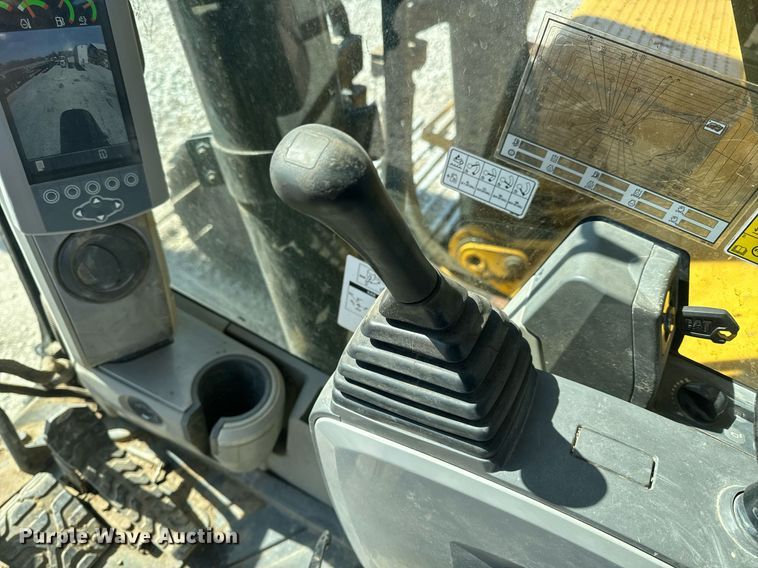 image for item DL4397 2015 Caterpillar 336FL excavator