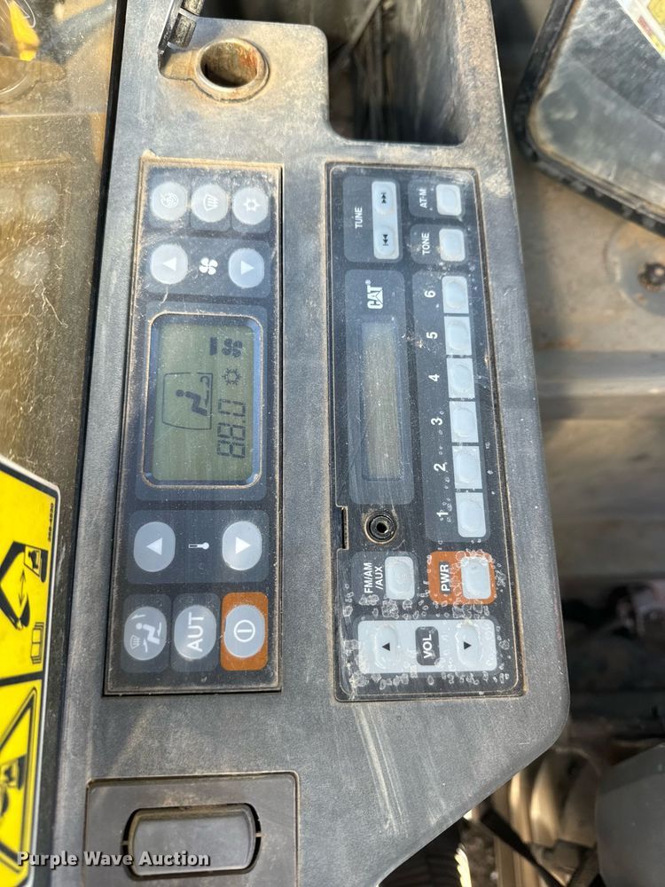 image for item DL4397 2015 Caterpillar 336FL excavator