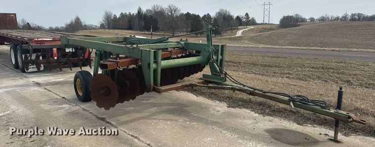 image for item DL4399 John Deere T0355 off-set disk