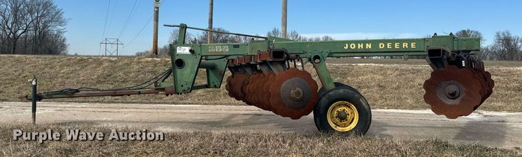 image for item DL4399 John Deere T0355 off-set disk
