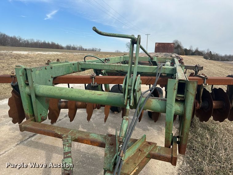 image for item DL4399 John Deere T0355 off-set disk
