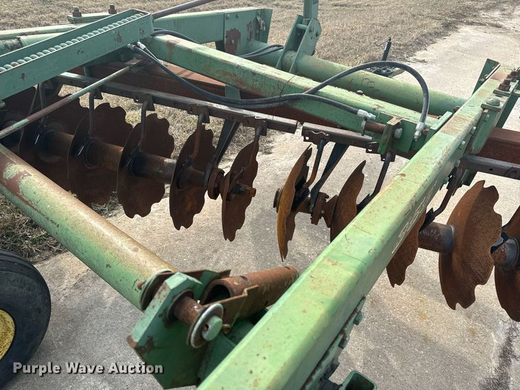 image for item DL4399 John Deere T0355 off-set disk