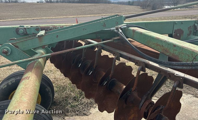 image for item DL4399 John Deere T0355 off-set disk