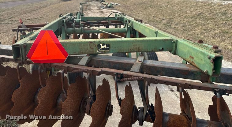 image for item DL4399 John Deere T0355 off-set disk