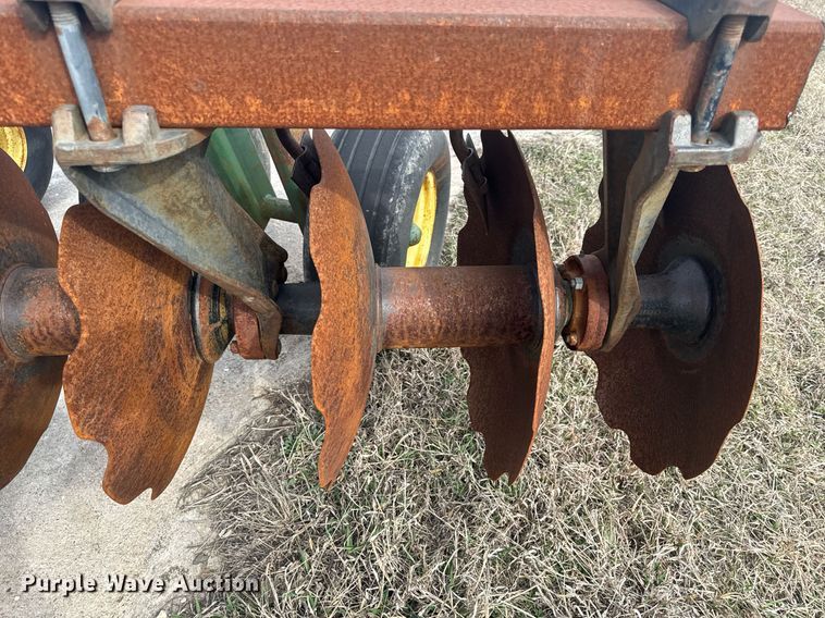 image for item DL4399 John Deere T0355 off-set disk