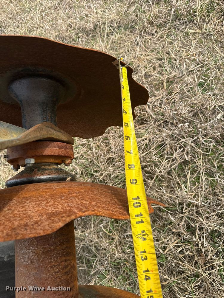 image for item DL4399 John Deere T0355 off-set disk