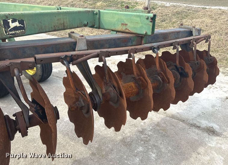 image for item DL4399 John Deere T0355 off-set disk