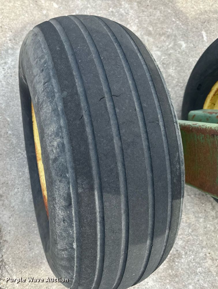 image for item DL4399 John Deere T0355 off-set disk