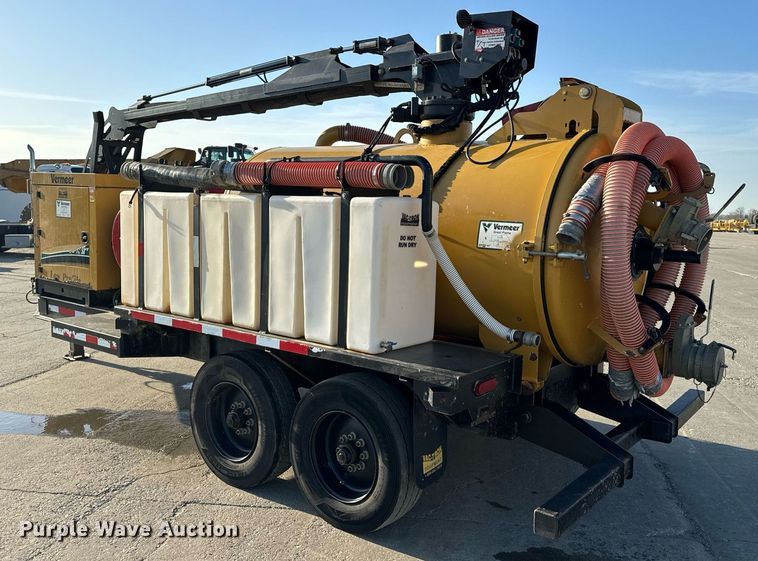 image for item DL4400 2018 Vermeer LP873SDT vacuum excavator
