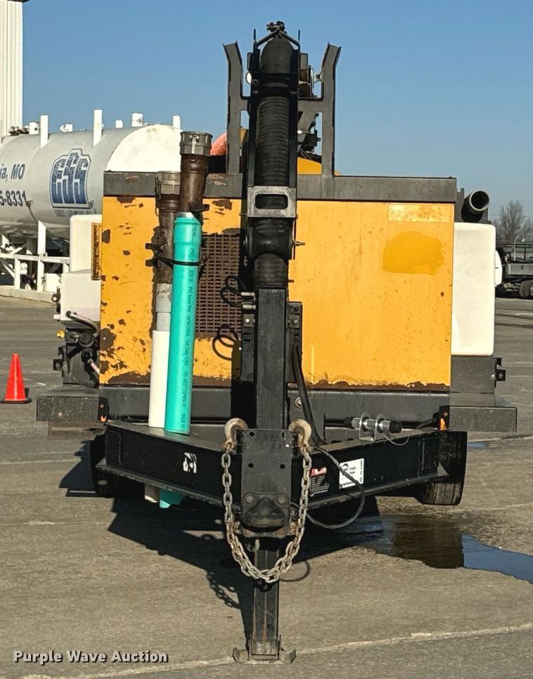 image for item DL4400 2018 Vermeer LP873SDT vacuum excavator