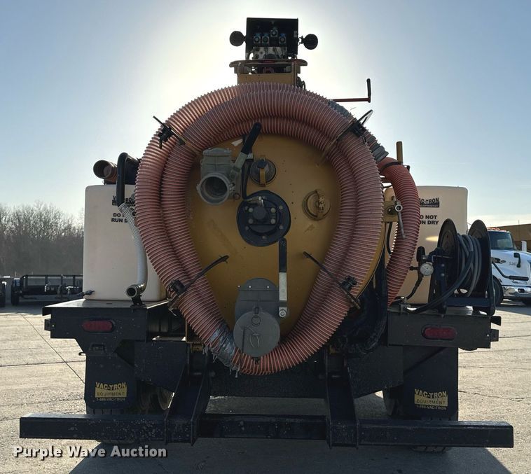 image for item DL4400 2018 Vermeer LP873SDT vacuum excavator