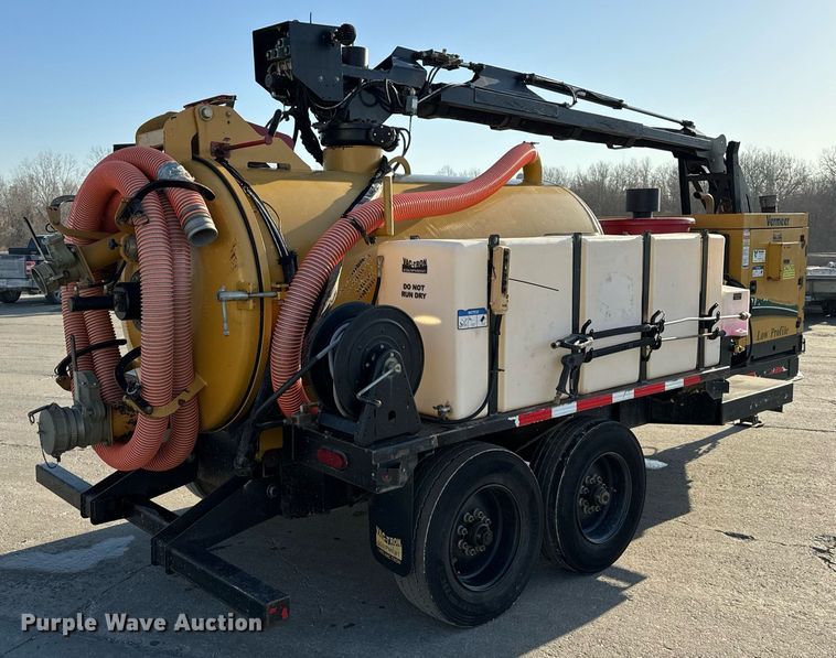 image for item DL4400 2018 Vermeer LP873SDT vacuum excavator