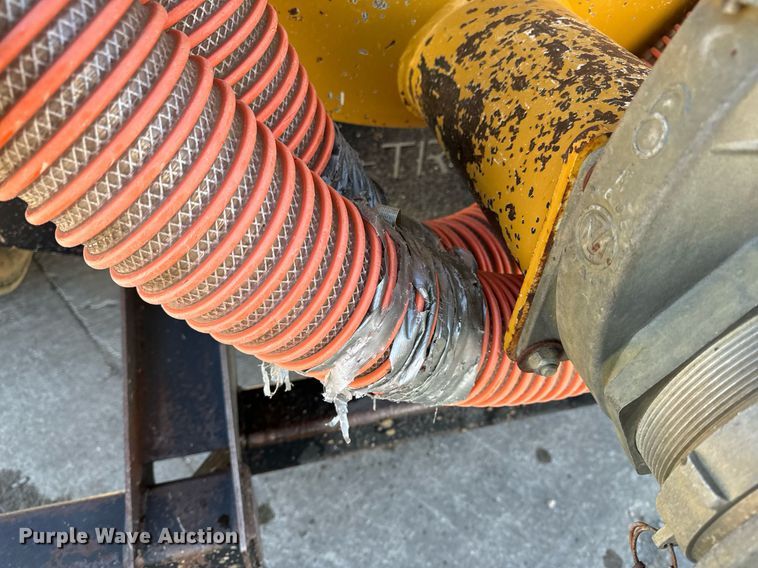 image for item DL4400 2018 Vermeer LP873SDT vacuum excavator