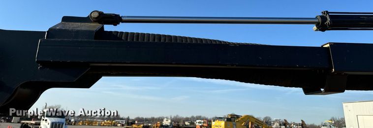 image for item DL4400 2018 Vermeer LP873SDT vacuum excavator