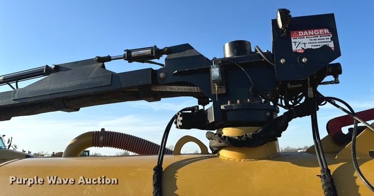 image for item DL4400 2018 Vermeer LP873SDT vacuum excavator