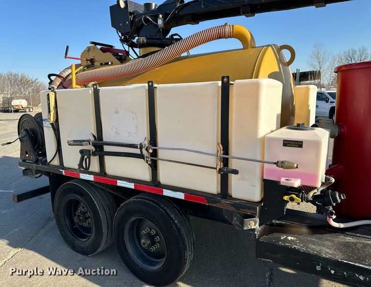 image for item DL4400 2018 Vermeer LP873SDT vacuum excavator