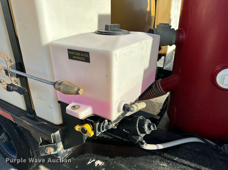 image for item DL4400 2018 Vermeer LP873SDT vacuum excavator