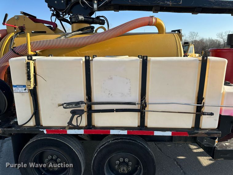 image for item DL4400 2018 Vermeer LP873SDT vacuum excavator