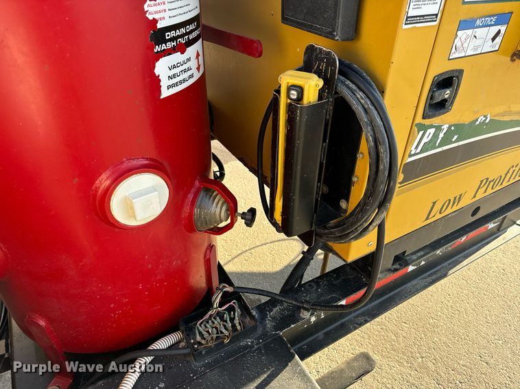 image for item DL4400 2018 Vermeer LP873SDT vacuum excavator