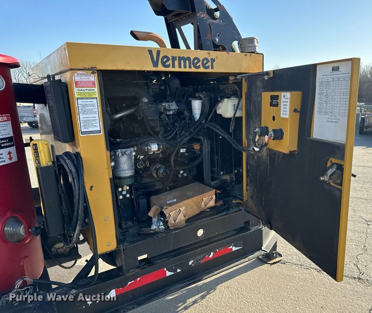 image for item DL4400 2018 Vermeer LP873SDT vacuum excavator