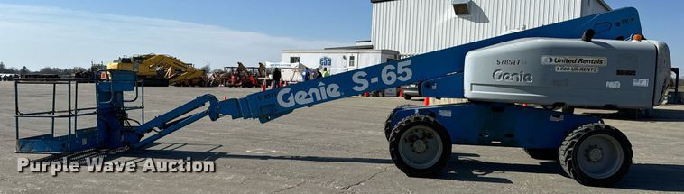 image for item DL4407 2005 Genie S-65 boom lift