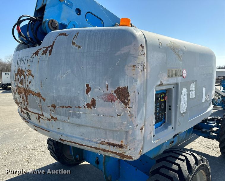 image for item DL4407 2005 Genie S-65 boom lift