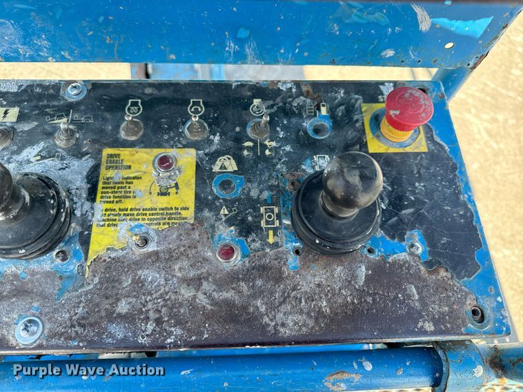 image for item DL4407 2005 Genie S-65 boom lift