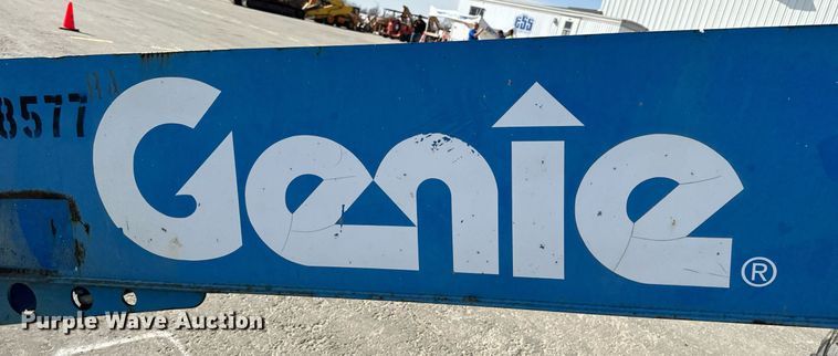 image for item DL4407 2005 Genie S-65 boom lift