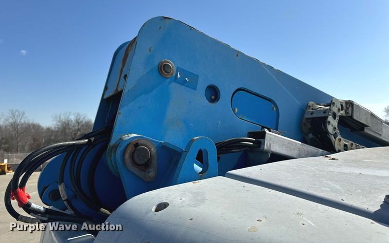 image for item DL4407 2005 Genie S-65 boom lift