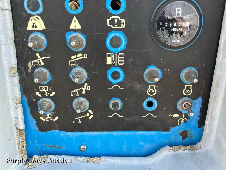 image for item DL4407 2005 Genie S-65 boom lift