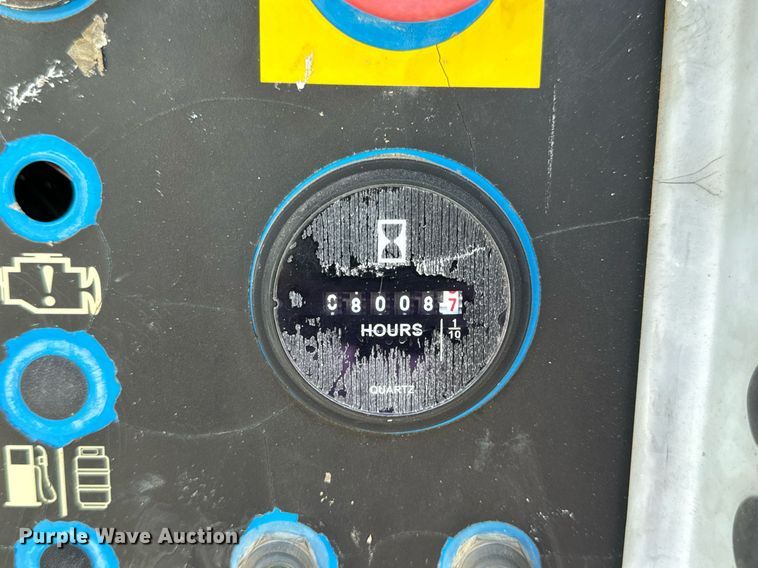 image for item DL4407 2005 Genie S-65 boom lift