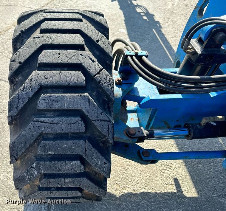 image for item DL4407 2005 Genie S-65 boom lift