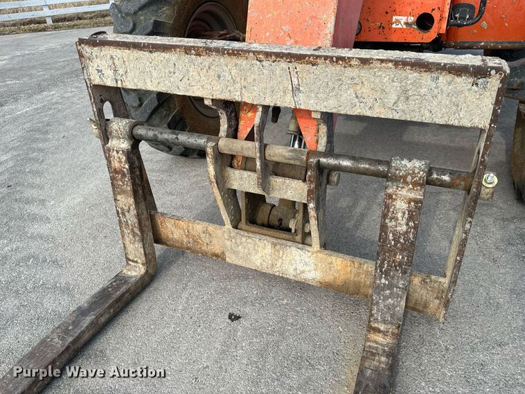 image for item DL4408 2006 Skytrak 8042 telehandler