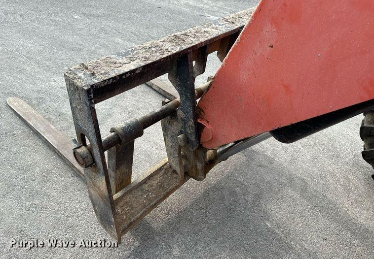 image for item DL4408 2006 Skytrak 8042 telehandler