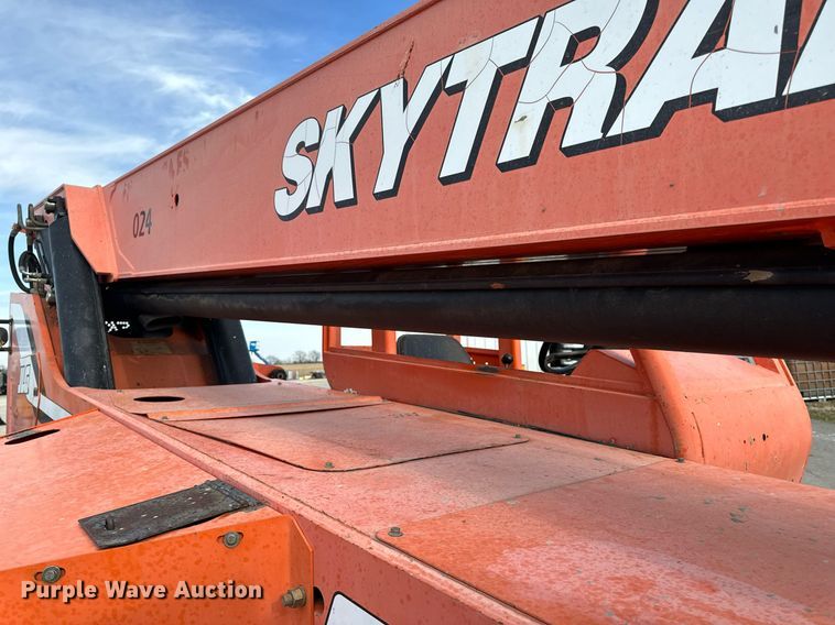 image for item DL4408 2006 Skytrak 8042 telehandler