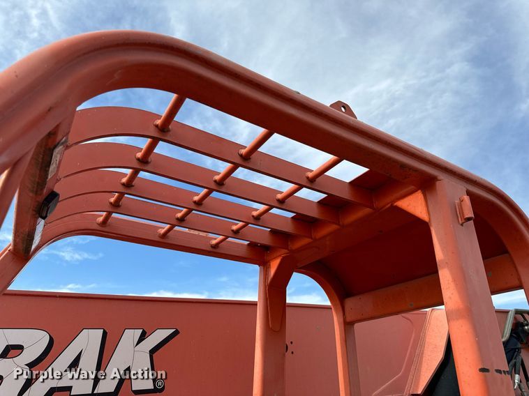 image for item DL4408 2006 Skytrak 8042 telehandler