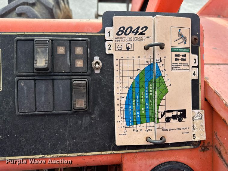 image for item DL4408 2006 Skytrak 8042 telehandler