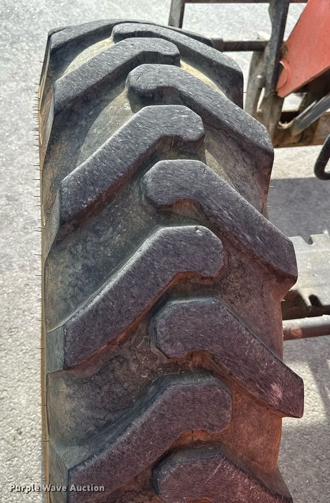 image for item DL4408 2006 Skytrak 8042 telehandler